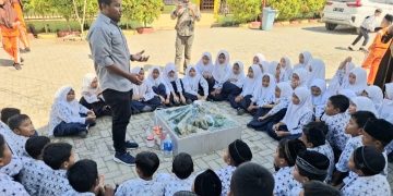 Dinas Energi dan Sumber Daya Mineral Aceh Sosialisasikan Kegeologian di MIN 11 Banda Aceh - 314171b6 35ad 4edd 8253 8331f3cb4106 | Aceh | Potret Online