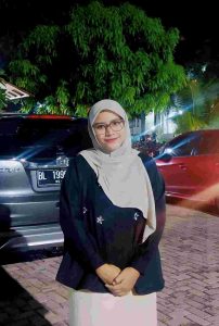 Lampu Merah dan Pengemis Bekostum Badut - 4c65c524 8985 4354 b153 c21c37903444 1 | Aceh | Potret Online