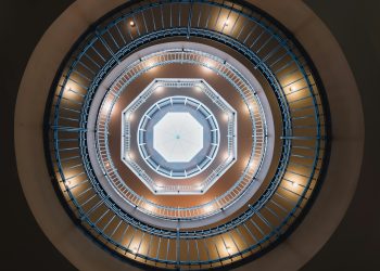 Yuk Belajar Filsafat! Tapi Jangan Salah Langkah!