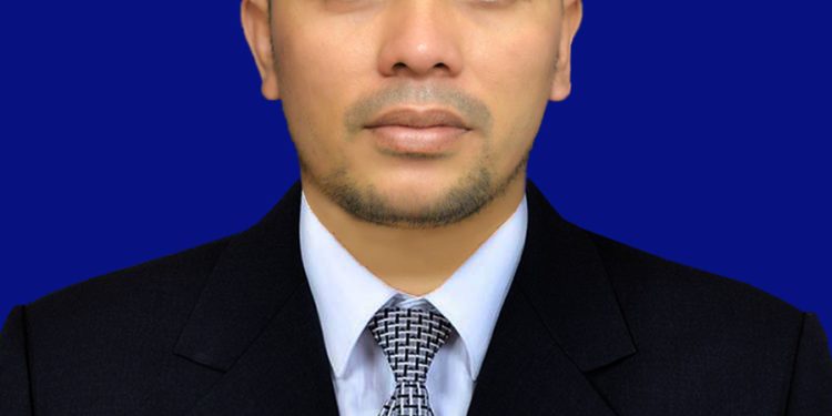 Om Bus-Syaikh Fadil: Pahlawan atau Pengumbar Janji?