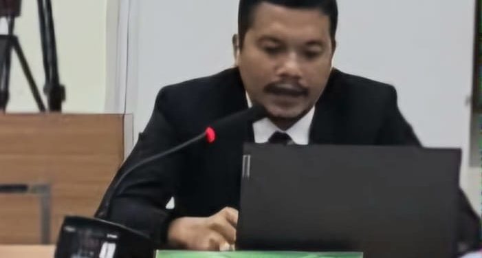 Model Hadih Maja Antarkan Alfian Raih Gelar Doktor di UPI Bandung - 87a3e187 8c94 45e4 b53b fa86fef1b933 | Bireuen | Potret Online