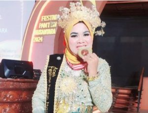 Mursyidah, Penulis Pantun Karmina, Raih Rekor MURI Se-ASEAN - fdf1f23c 5d85 4a03 8f05 23de622374bb | Lomba | Potret Online