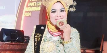 Mursyidah, Penulis Pantun Karmina, Raih Rekor MURI Se-ASEAN