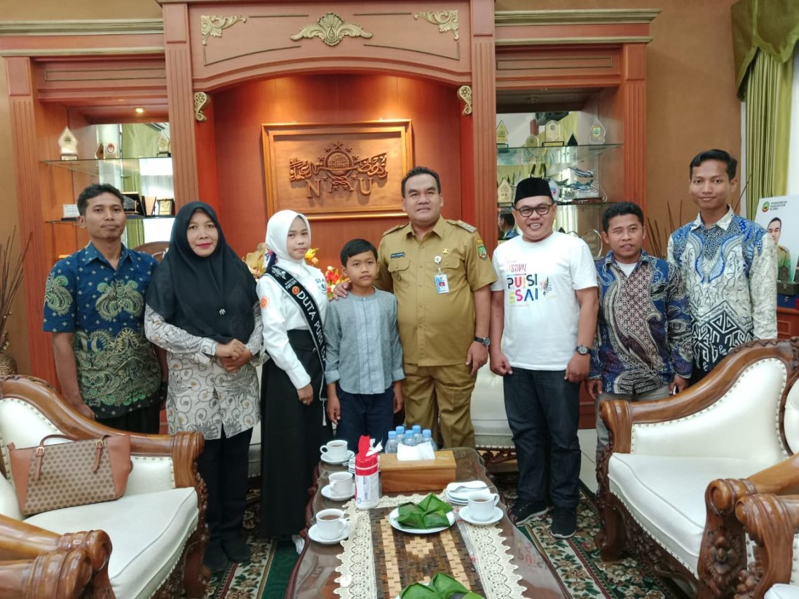 Duta Puisi Esai Nasional dari Jawa Tengah Sosialisasikan Puisi Esai di Blora, Jawa Tengah