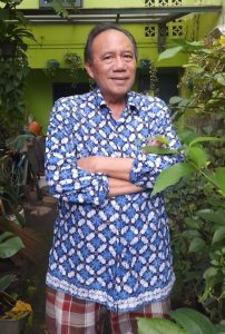 Prof.Dr.Wahyu Wibowo :  Menelusuri Imaji Liar dalam Puisi Memukau Karya Pulo Lasman Simanjuntak - d60232e1 42e3 43d6 a6f9 df4208994f22 | Jalan-jalan | Potret Online