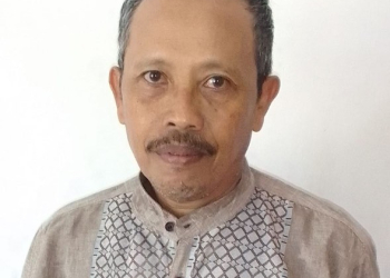 Puisi-Puisi Hari Tua, Gimien Artekjursi