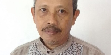 Puisi-Puisi Hari Tua, Gimien Artekjursi