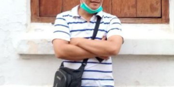 Kini Senja Berusaha Menikmati Mentari