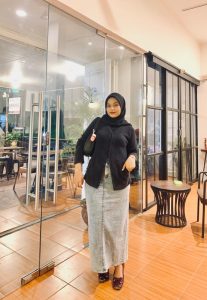 Komunitas dan Pengorbanan - 2025 05 22 12 23 05 | Artikel | Potret Online