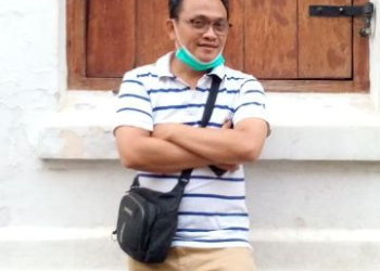 Kini Senja Berusaha Menikmati Mentari