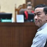 Teknologi VS Dukhan - 2025 07 19 20 44 25 | Artikel | Potret Online