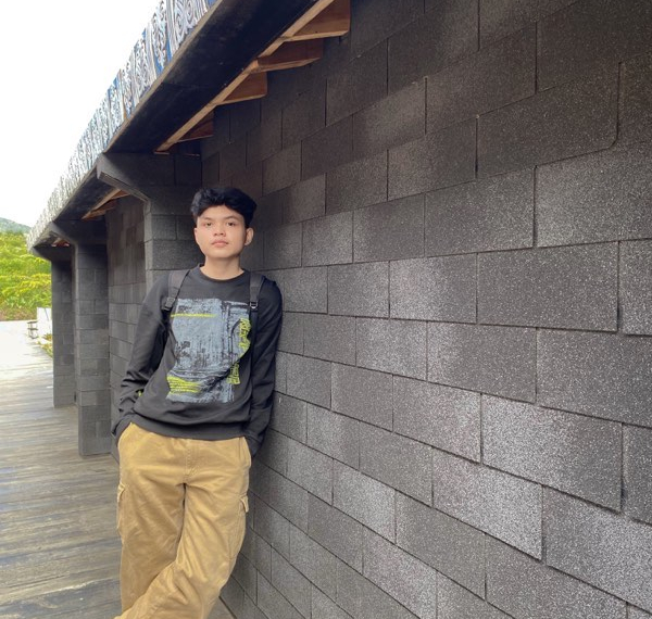 Cahaya Kecil Bernama Apis