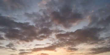 Percakapan Dengan Perempuan Tanpa Nama