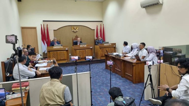 Jejak yang Tak Terserahkan: Saat Arsip Pemilu Menguji Integritas Negara