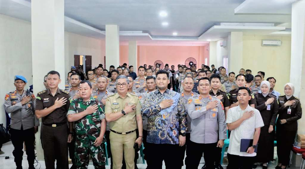 Komisi III DPR RI Apresiasi Dedikasi Polres Barru di Lapangan