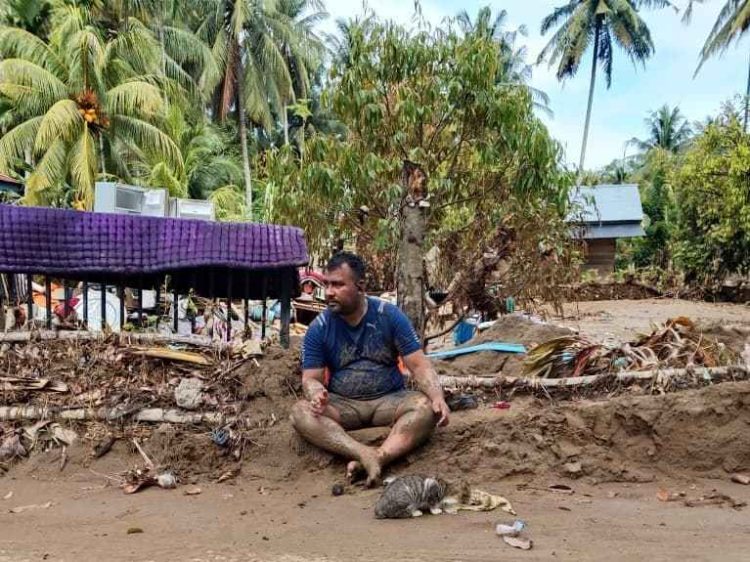 Aku Merindu | Potret Online