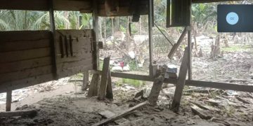 Orangtuaku dan Keluargaku Tidur dan Menginap di Jalan yang Lembab - 27169273 6699 4354 b537 8c9043433ecb | #Korban Bencana | Potret Online