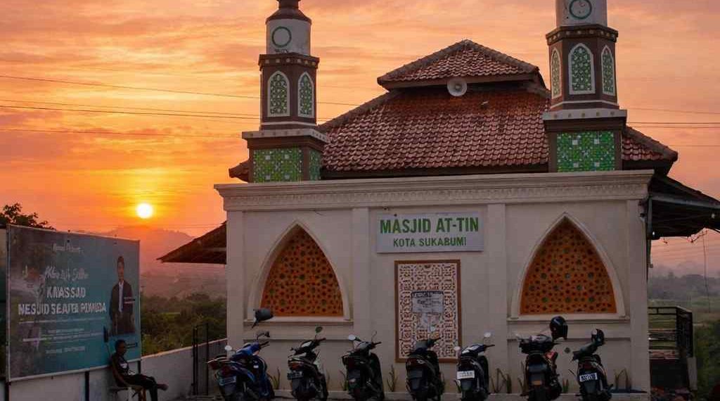 Mengintip Masjid Sejuta Pemuda di Sukabumi