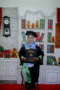 Kisah Nurwani: Usia Bukan Penghalang untuk Belajar