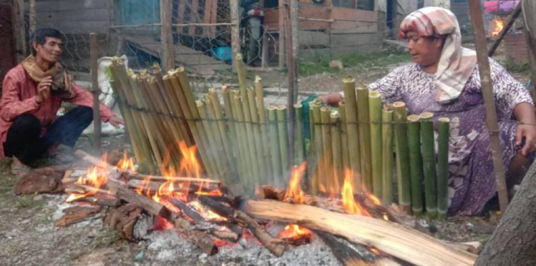 Tradisi Teut Leumang di Barsela (Barat Selatan Aceh)