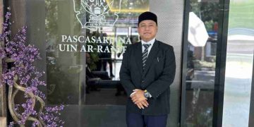 Menjadi Insan Bertasawuf