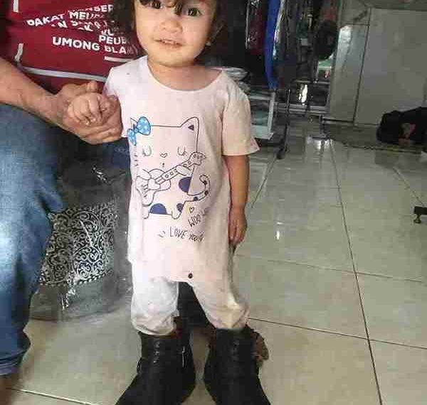 Banjir - A3C7FB54 FFB3 4A76 A4A4 D4EFA18FEC7B scaled_11zon | Fiksi | Potret Online