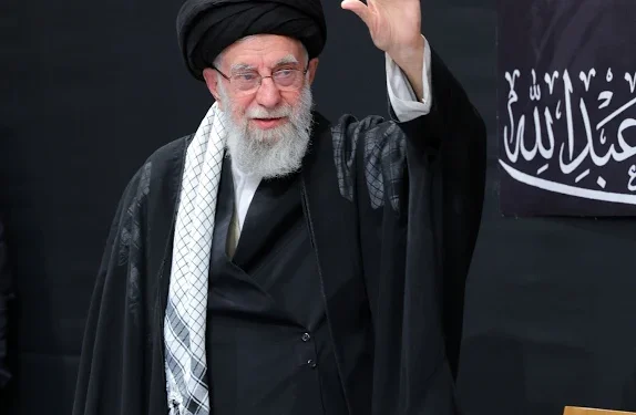 Wafatnya Khamenei: Senjakala Globalisasi dan Eskalasi Perang Dunia III yang Terfragmentasi - IMG_0082 | #Perang | Potret Online