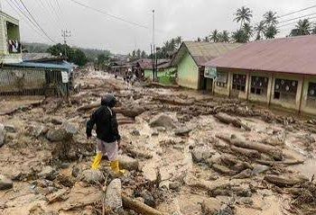 Sekolah Korban Bencana Ekologis