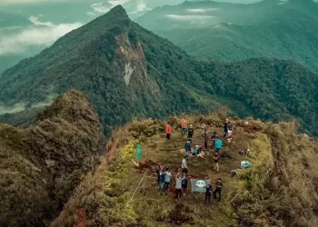 Sumpah dari Puncak  Meratus