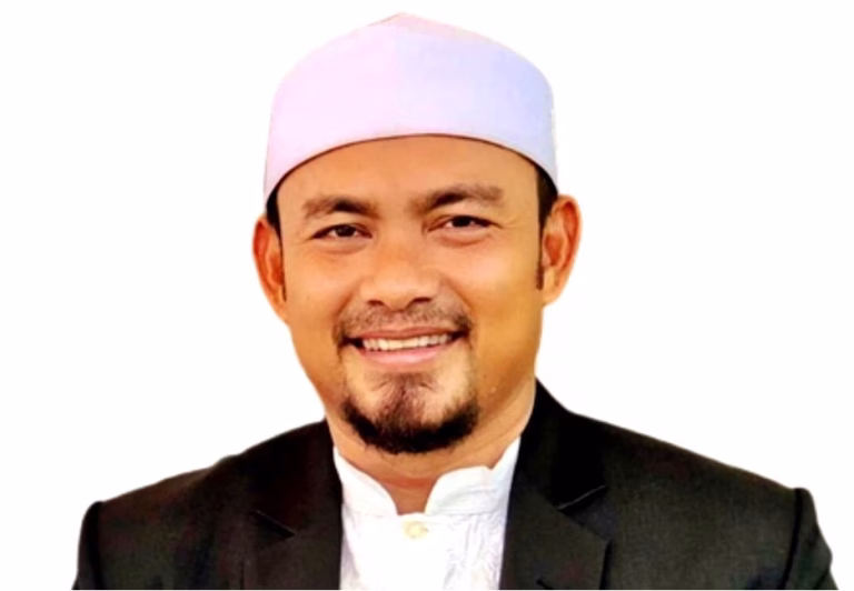 Dr. Damanhur Yusuf Abbas: The Living Reference tentang Syariat Islam di Kota Lhokseumawe