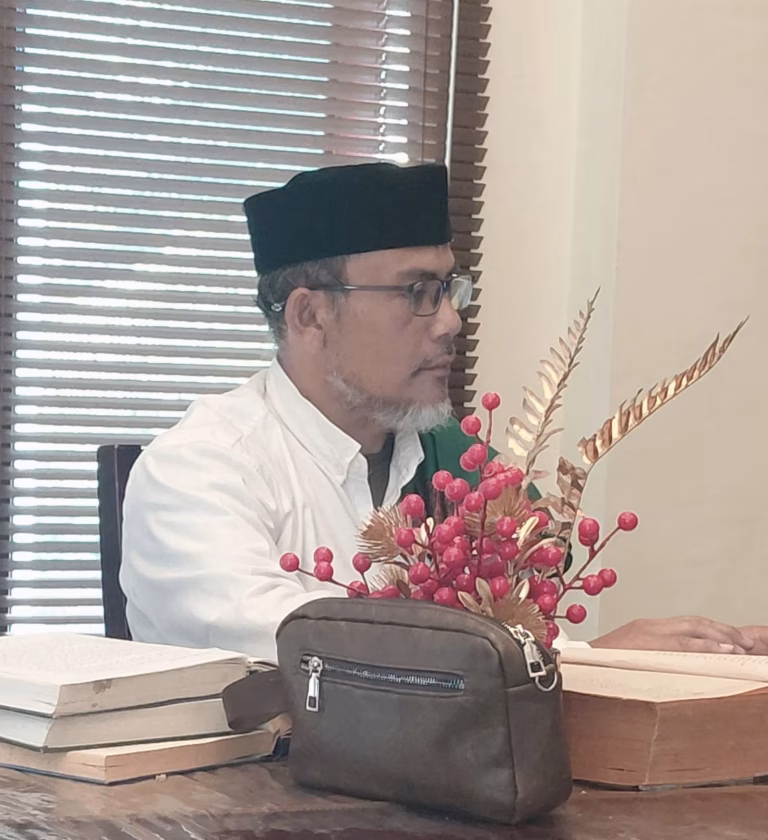 Cahaya Gramatika: Menata Nahwu dalam Arsitektur Peradaban Islam