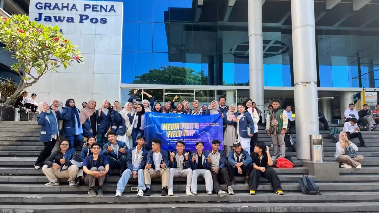 Belajar Media di Jawa Pos dan JTV